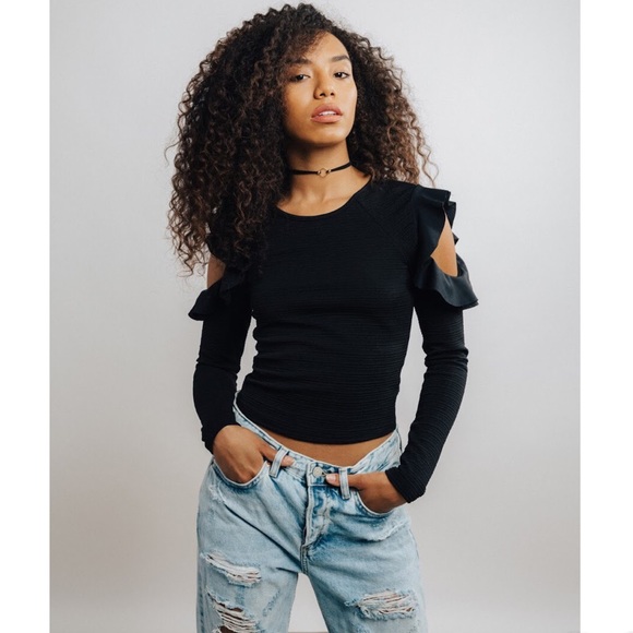 Top - Picture 2 of 3